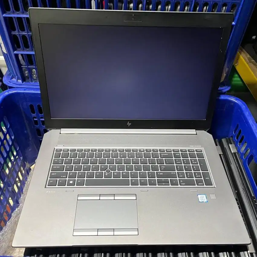 Laptop HP ZBOOK 17 G5 Core i5 Gen8 Ram 8/256Gb Murah Single Vga R-VR2