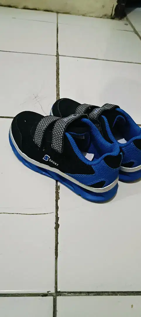 Skechers lampu baru size 28 insole 17.5cm