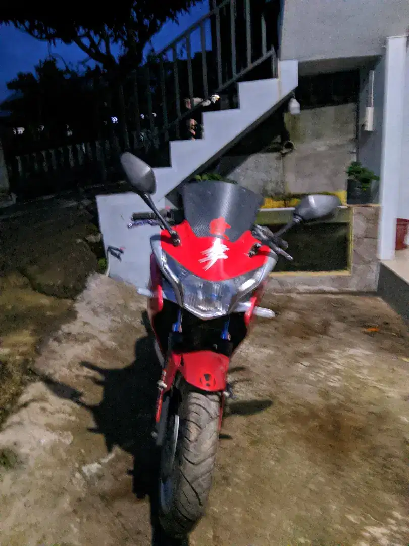 Di jual CB250R 2012