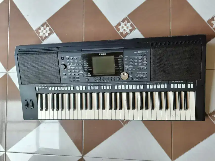 YAMAHA Psr S950 like' New