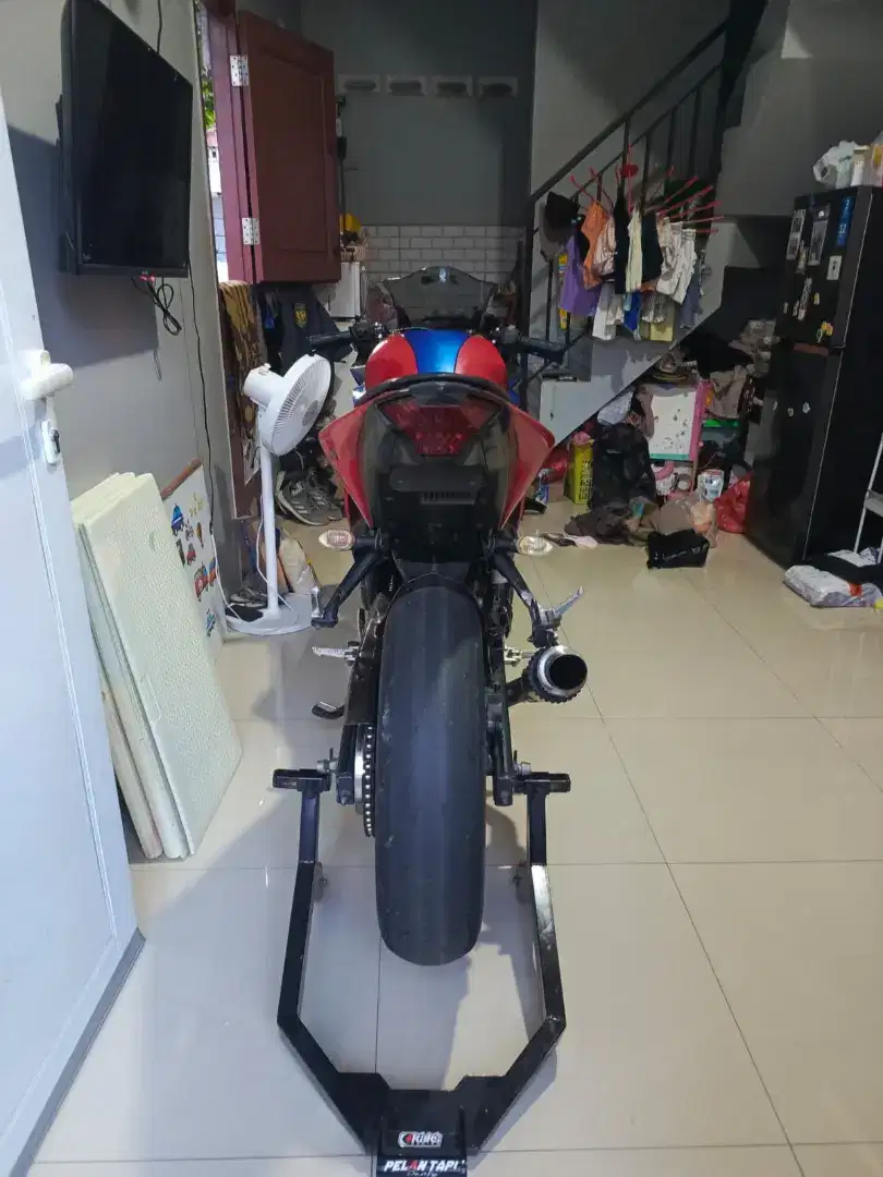 Yamaha R25 2014