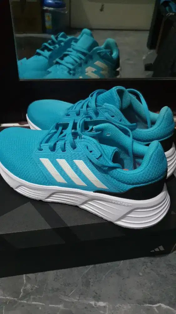 Sepatu Adidas Galaxy 6 M Cyan / Biru Muda 42