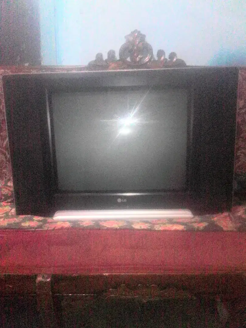 Dijual TV slim LG orsinilan