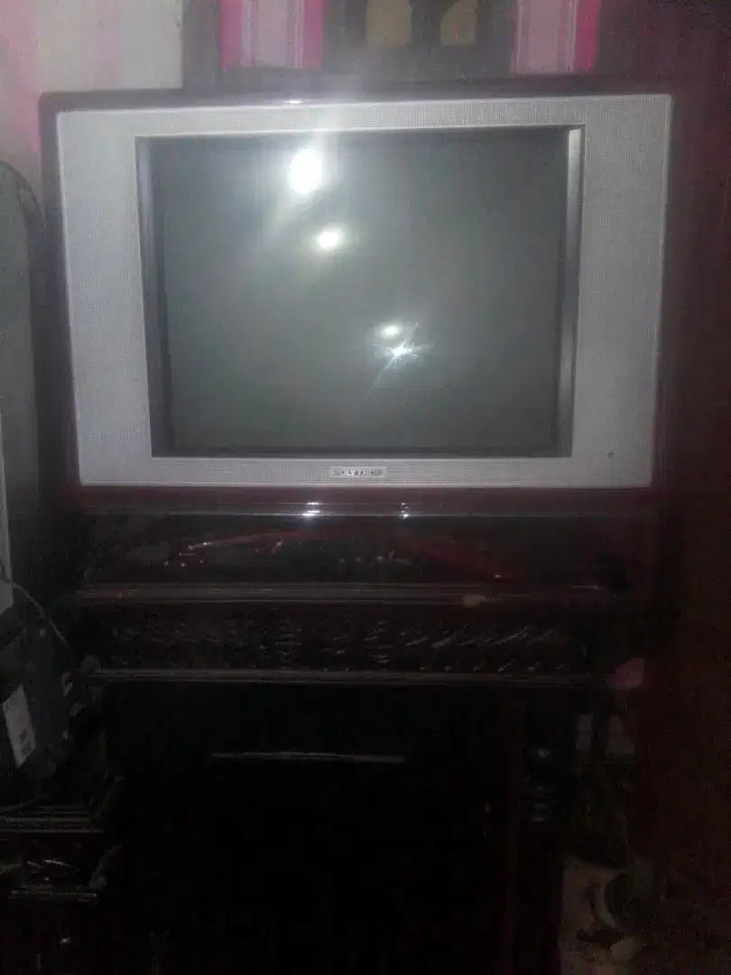 Dijual TV slim polytron orsinilan