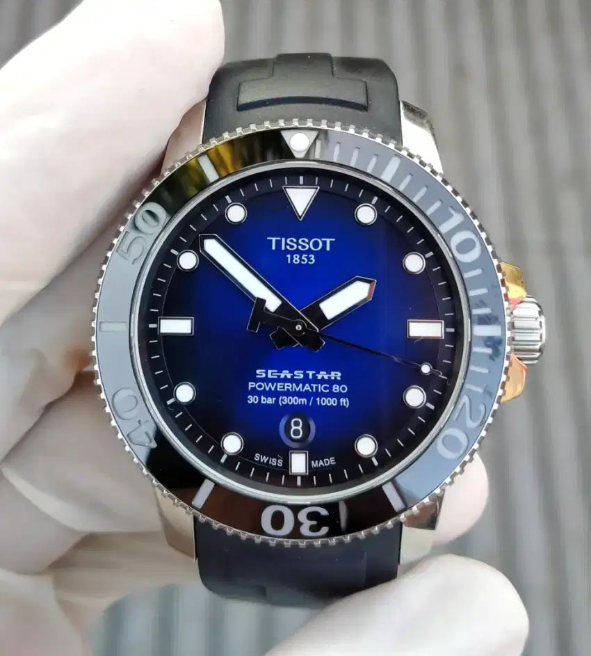 Tissot Seastar 1000 Powermatic80 Sunbrust dial Blue, Not Seiko,Oris