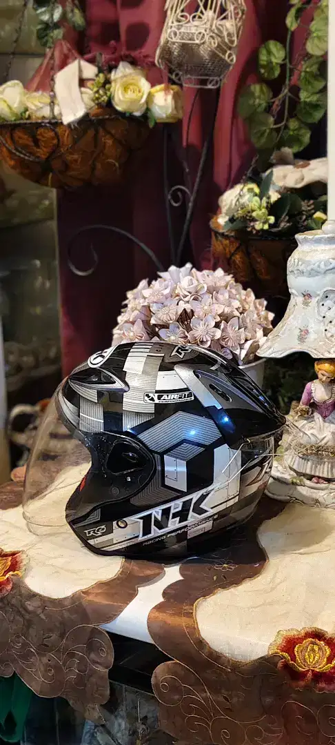 Helm NHK R6 motif cube Halface