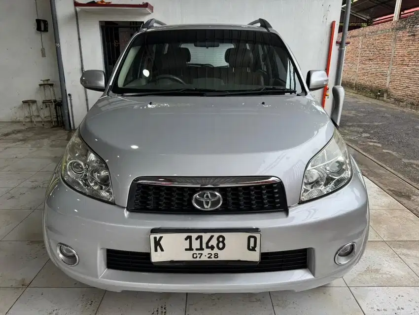 Toyota Rush G ManuaL 2012