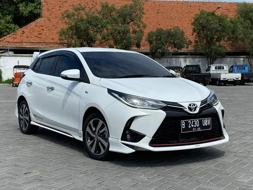 KM 30 RB YARIS S TRD 2021