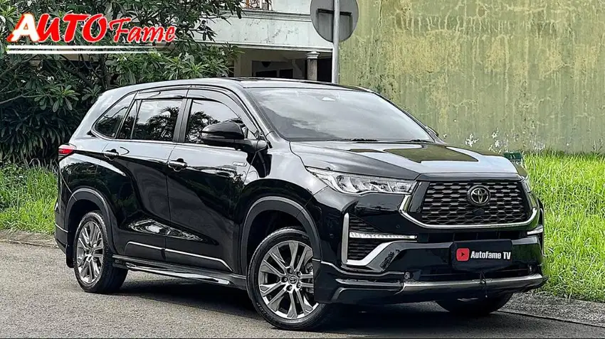 Toyota Innova Zenix 2.0 Q Hybrid TSS Modellista TIPE TERTINGGI 2024