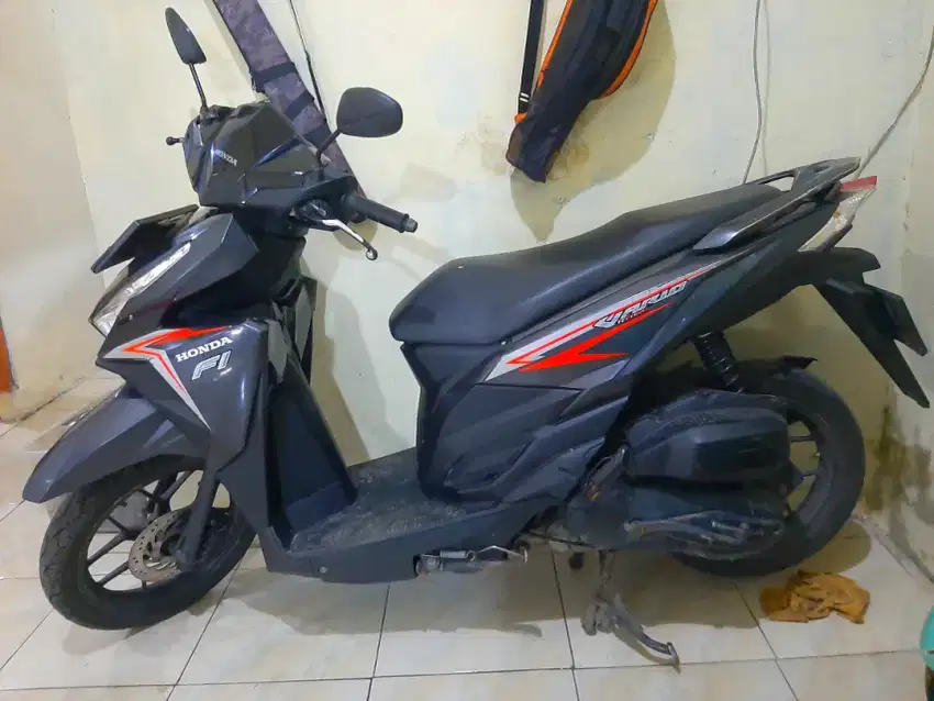 vario led 125 tahun 2017