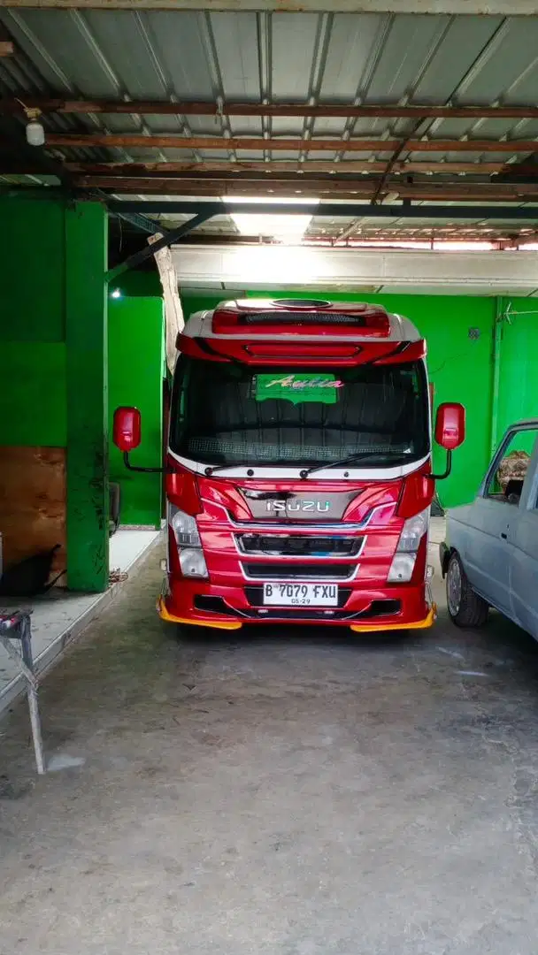 ISUZU Elf NLR 2018 sanggar karya