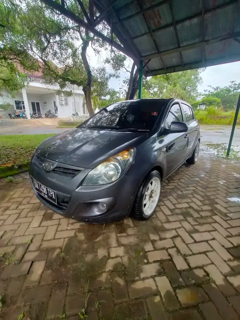 Hyundai i20 type GL tahun 2010 matic