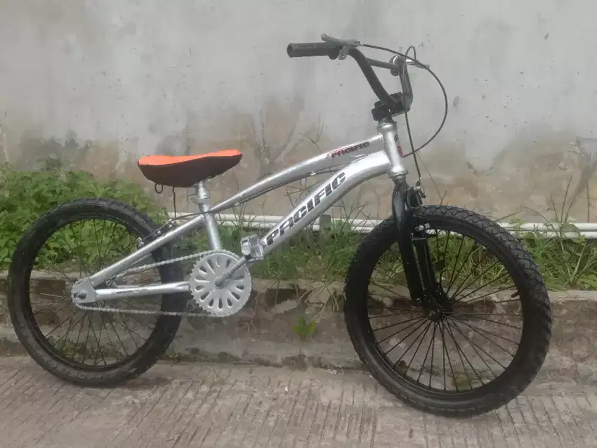 Bmx silver ukuran 20