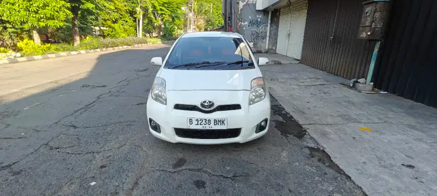 Yaris j matic 2012