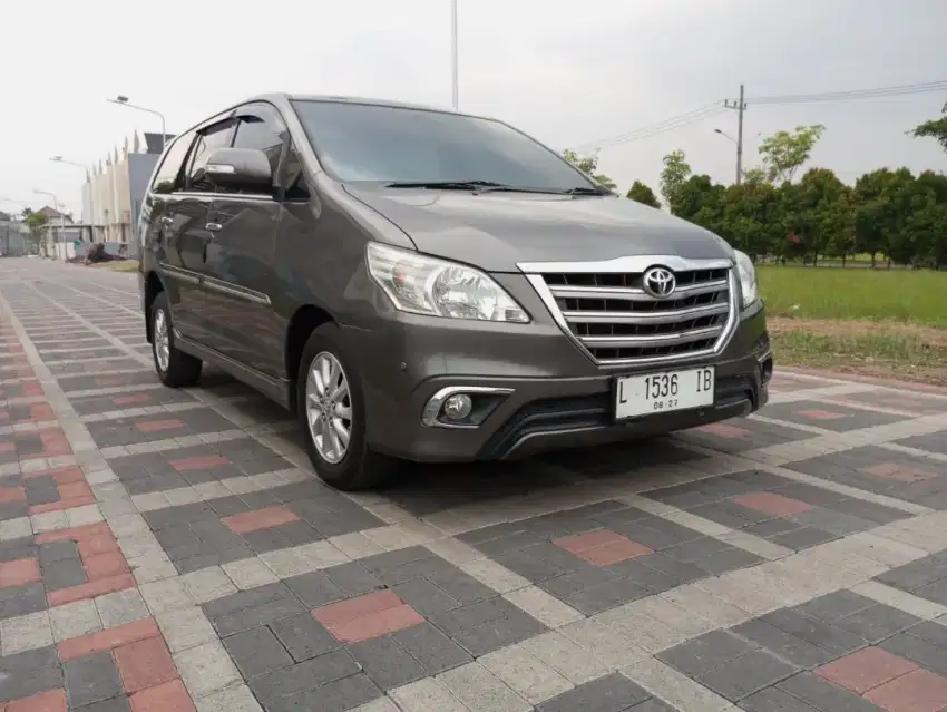 Kijang Innova 2.0 V AT 2014