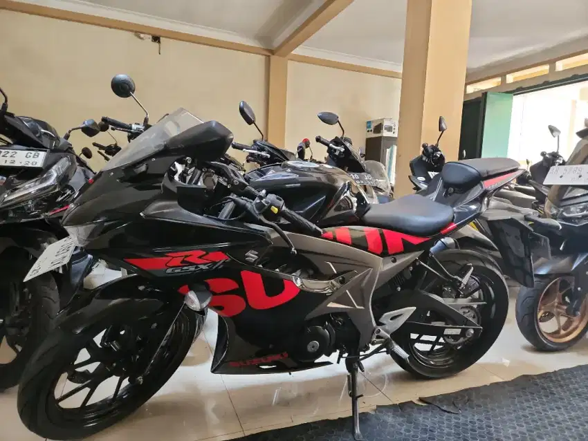 Gsx 150 r hitam 2019 awal gbm