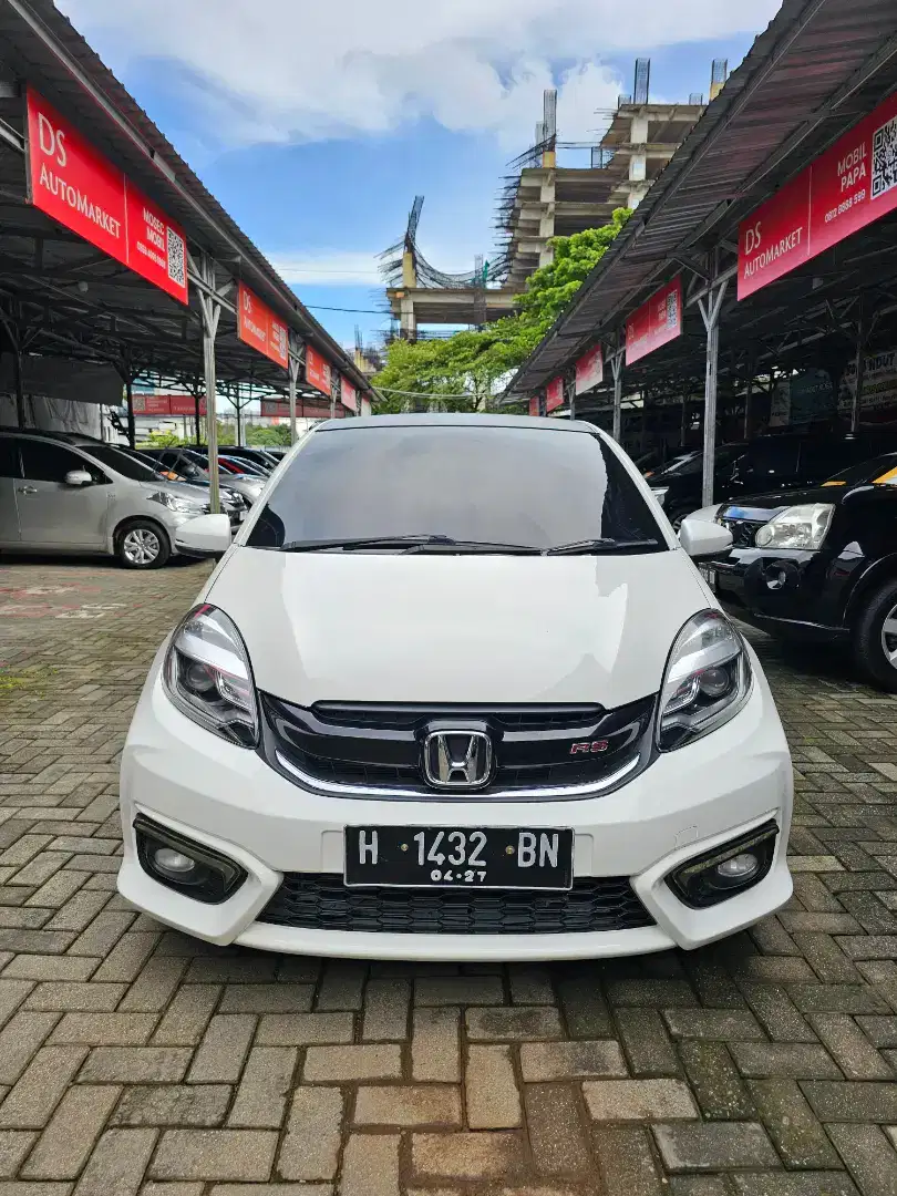 [Dp 8jt] Honda Brio RS AT Matic 2017 plat H bt jazz yaris city