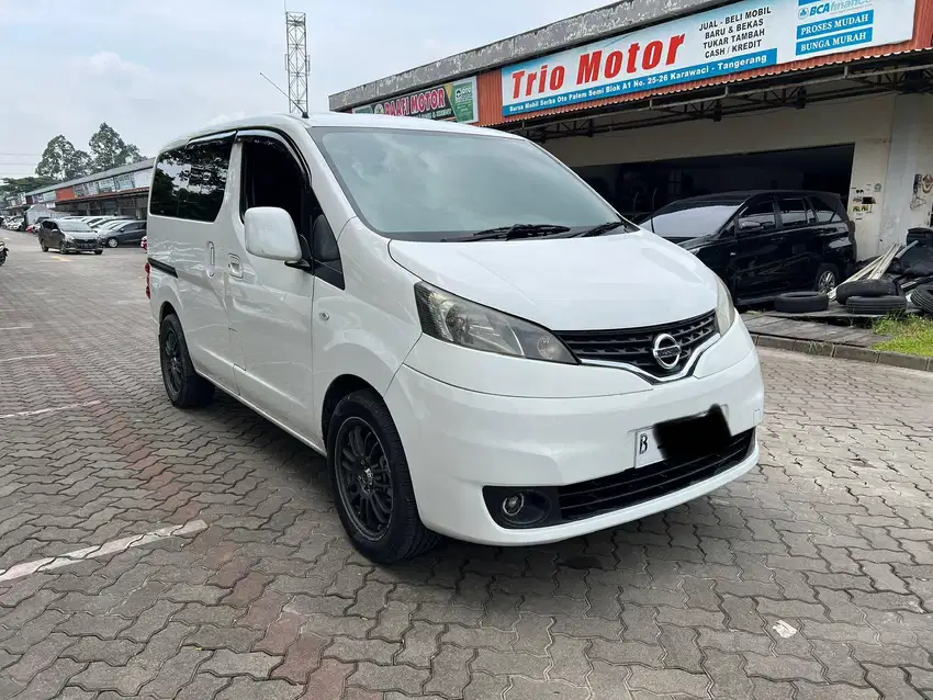 Nissan Evalia SV Manual 2013 Putih Murah Bagus