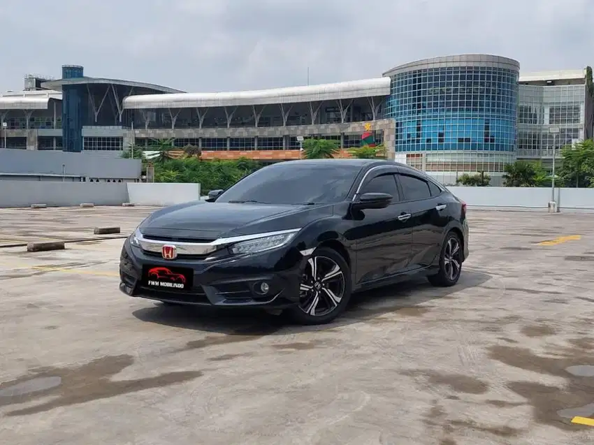 Honda Civic 1.5 Turbo ES CVT 2018