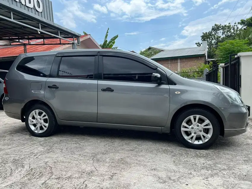 Grand Livina Automatic 2011 BA pajak panjang