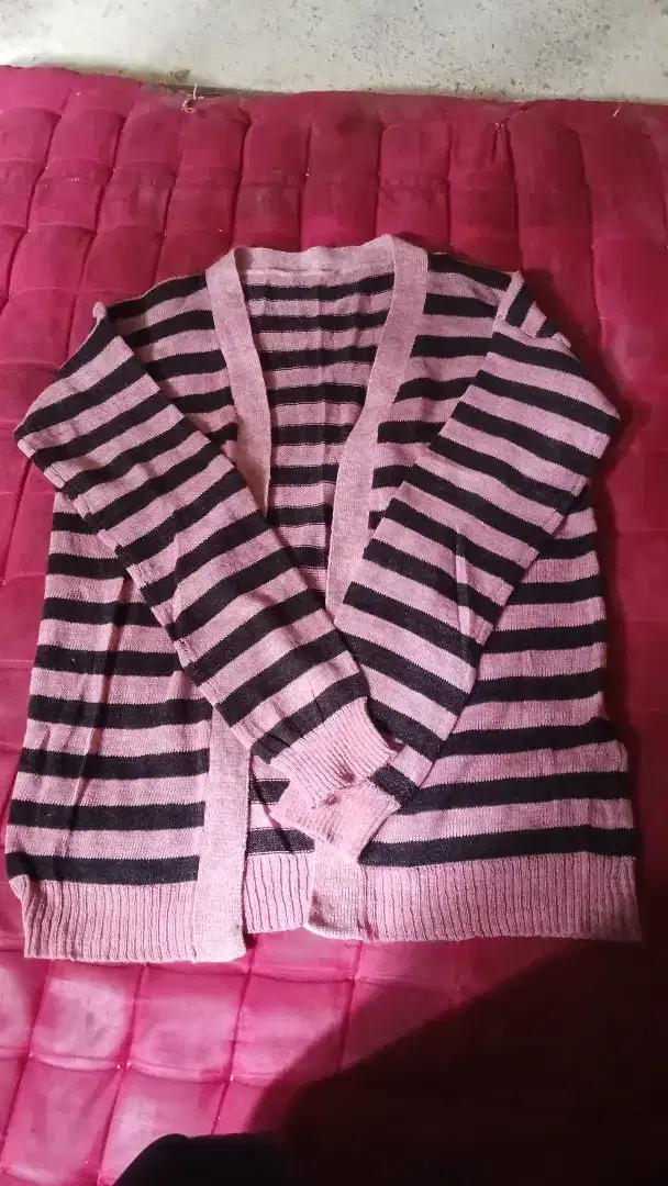 cardigan stripe hitam pink