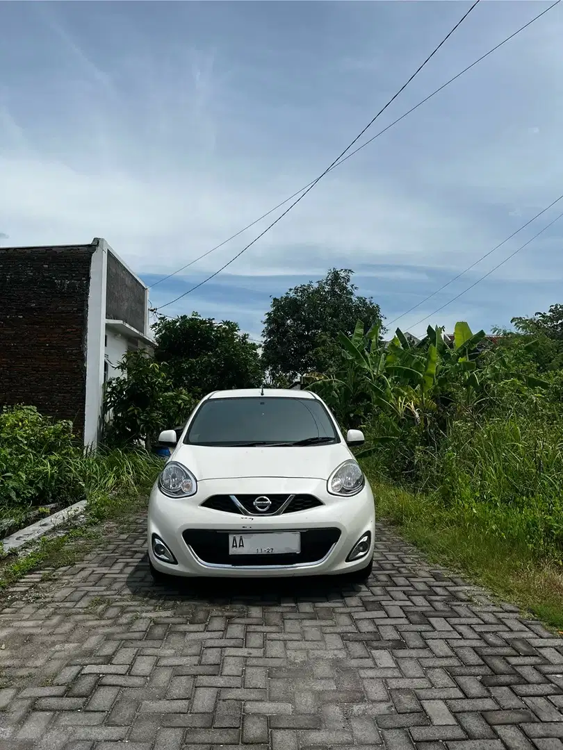 Nissan March 2015 Bensin