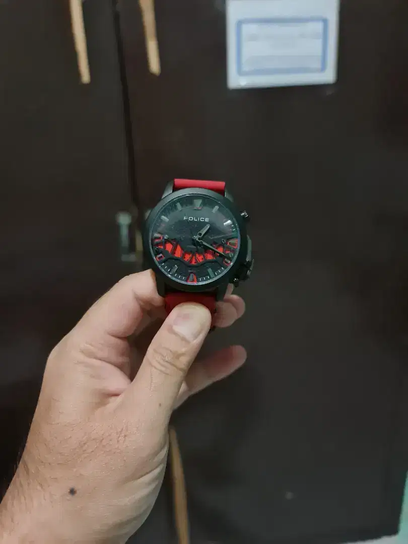 Jam police digital tali rubber