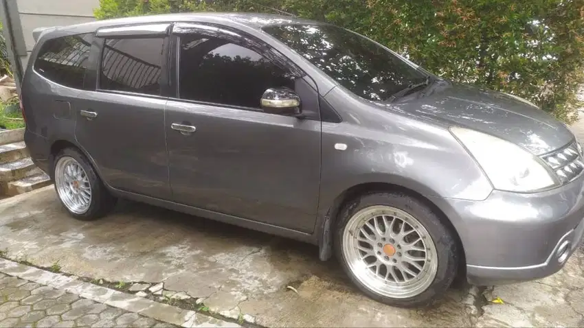 Nissan Grand Livina 1.8 XV AT 2008