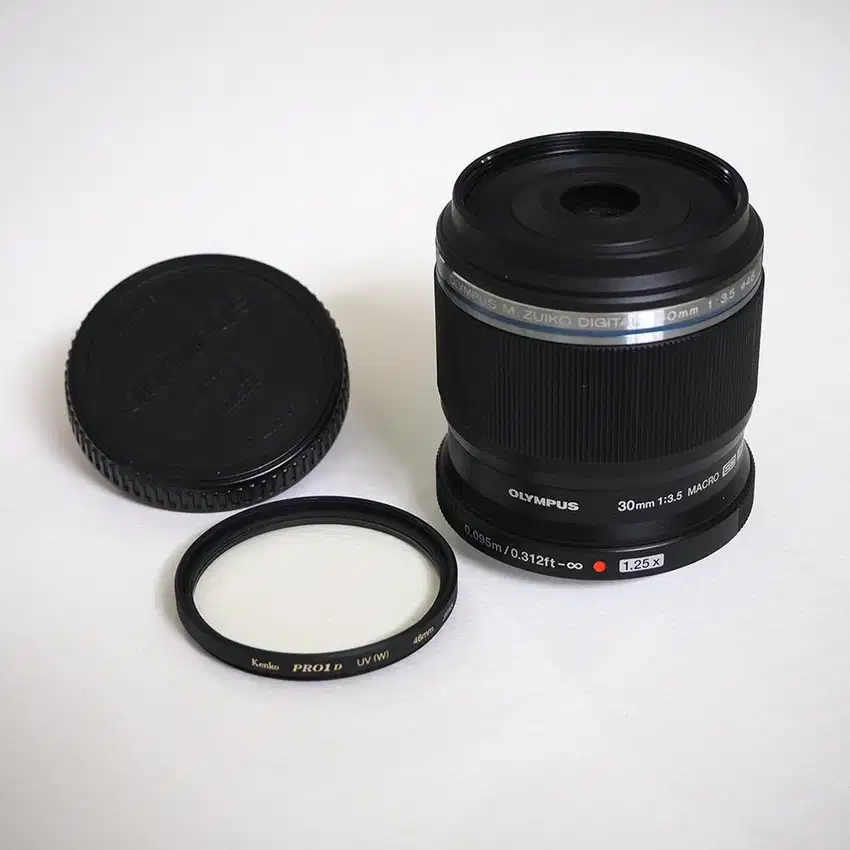 Olympus 30mm f3.5 Macro ED