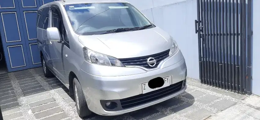 Jual cepat Nissan Evalia 2012 tgn pertama