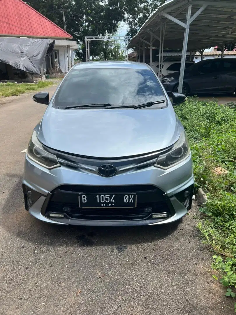 Jual mobil vios  limo ex taxi 2014