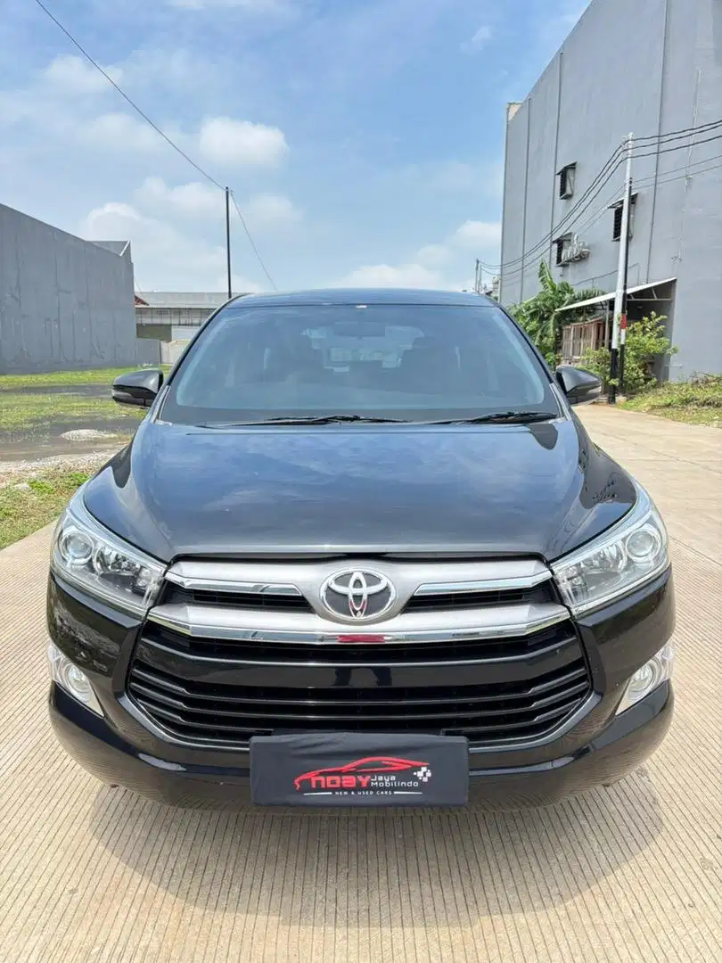 Toyota Innova Reborn 2.0 V 2017 Automatic ( Hitam Metalik )