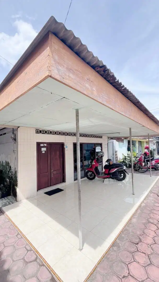 Dijual Tanah bonus rumah (266m2)