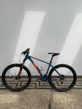 Sepeda Gunung MTB Polygon Xtrada 6