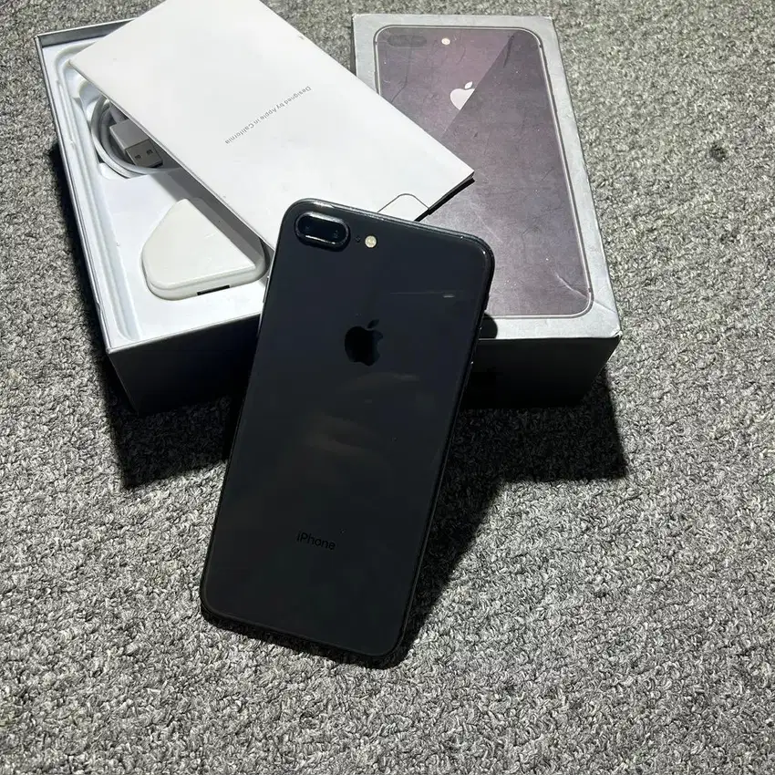 Iphone 8 plus 64gb grey