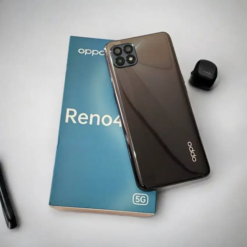 Oppo Reno 4 se 5G | Ram 8GB 256GB layar amoled