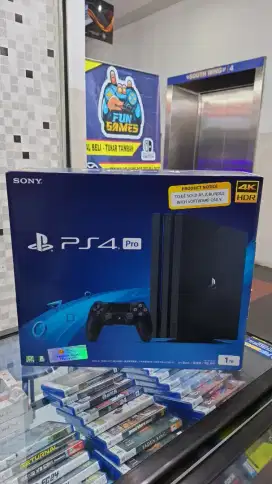 PS4 PRO SERI 7218B SUPER MULUS