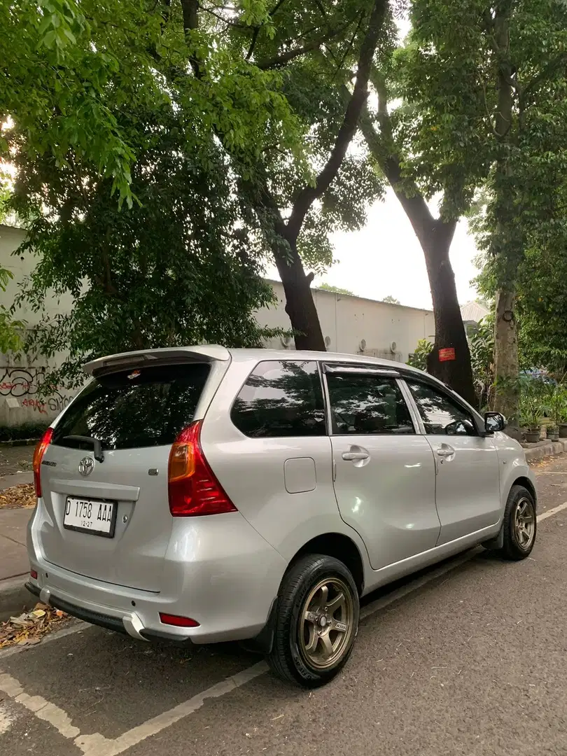 Toyota Avanza 2012 Bensin