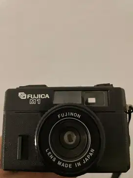 Kamera Analog Fujica M1