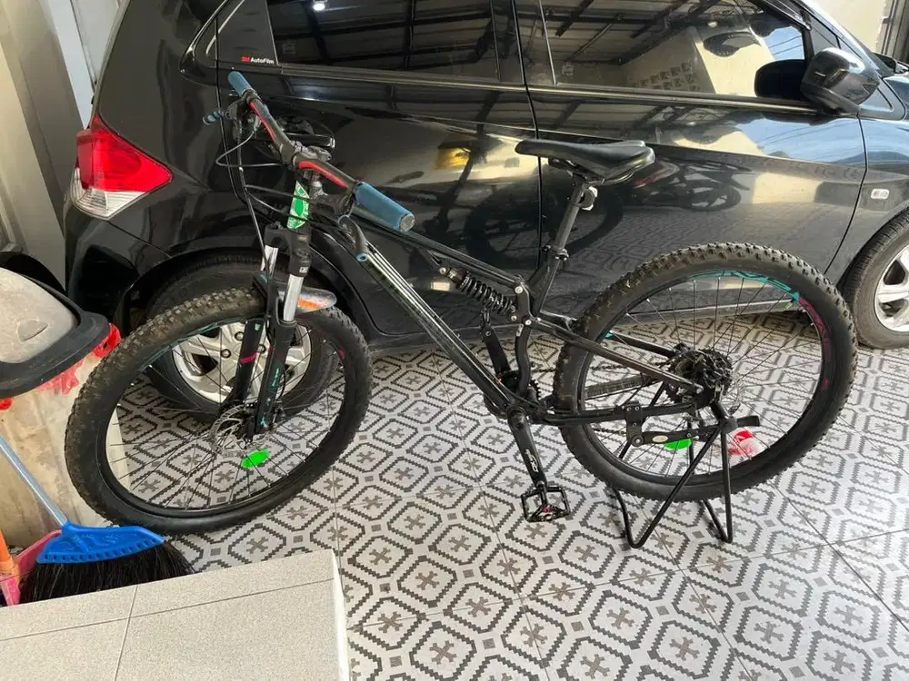 Di jual sepeda polygon rayz 3