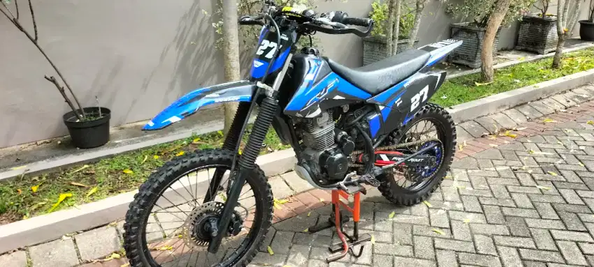 HONDA TRAIL CRF 230