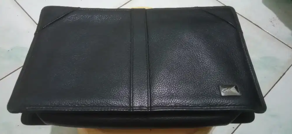 Sale TAS SATCHI ( kulit)original