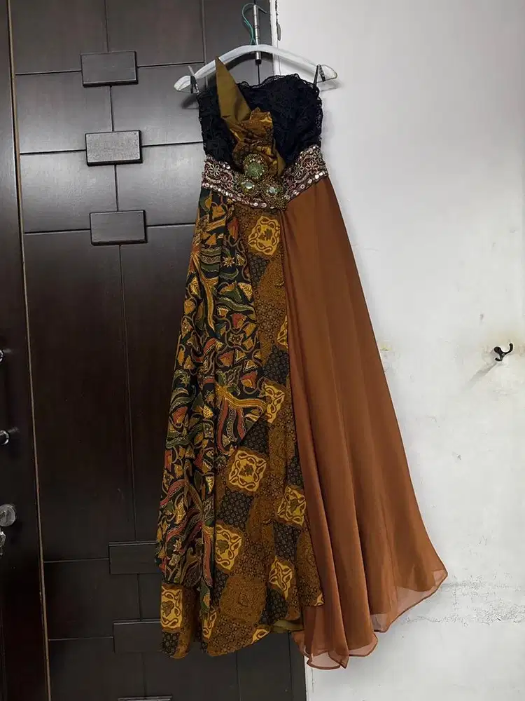 Dress batik designer