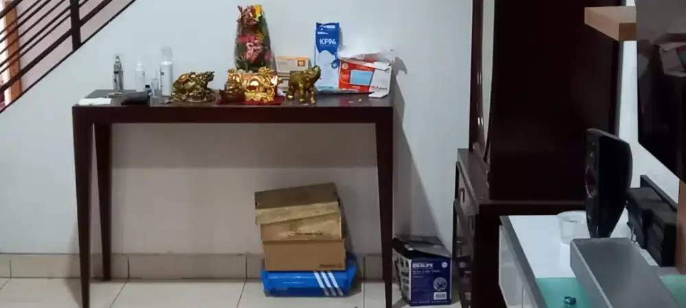 Meja hias model minimalis