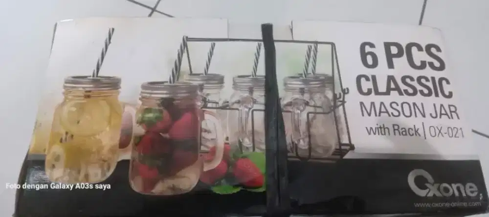 Gelas sesuai gambar..cuma kurang 1 gelas saja