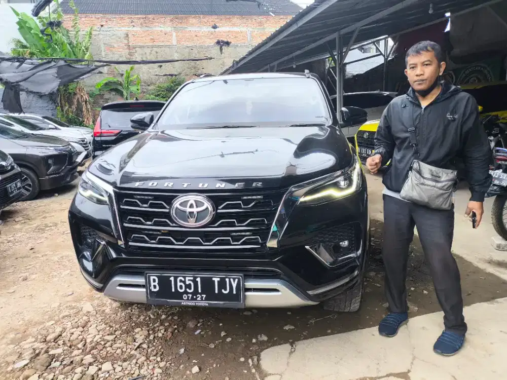 Rental mobil bulanan / harian lepas kunci