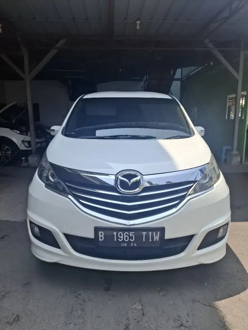 Mazda biante skyactive 2015