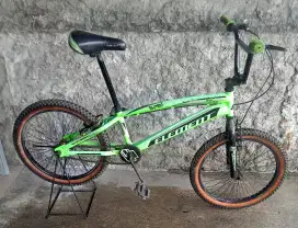 sepeda bmx ukur 20