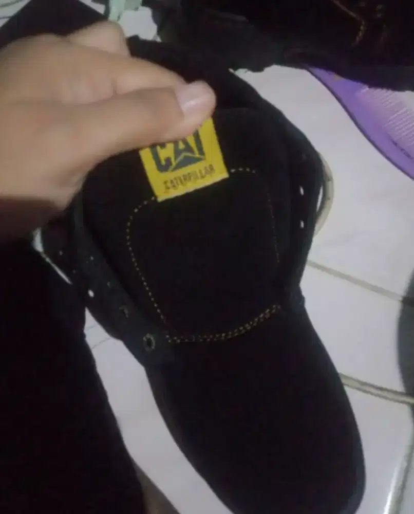 sepatu outdoor Made Indonesia size 39