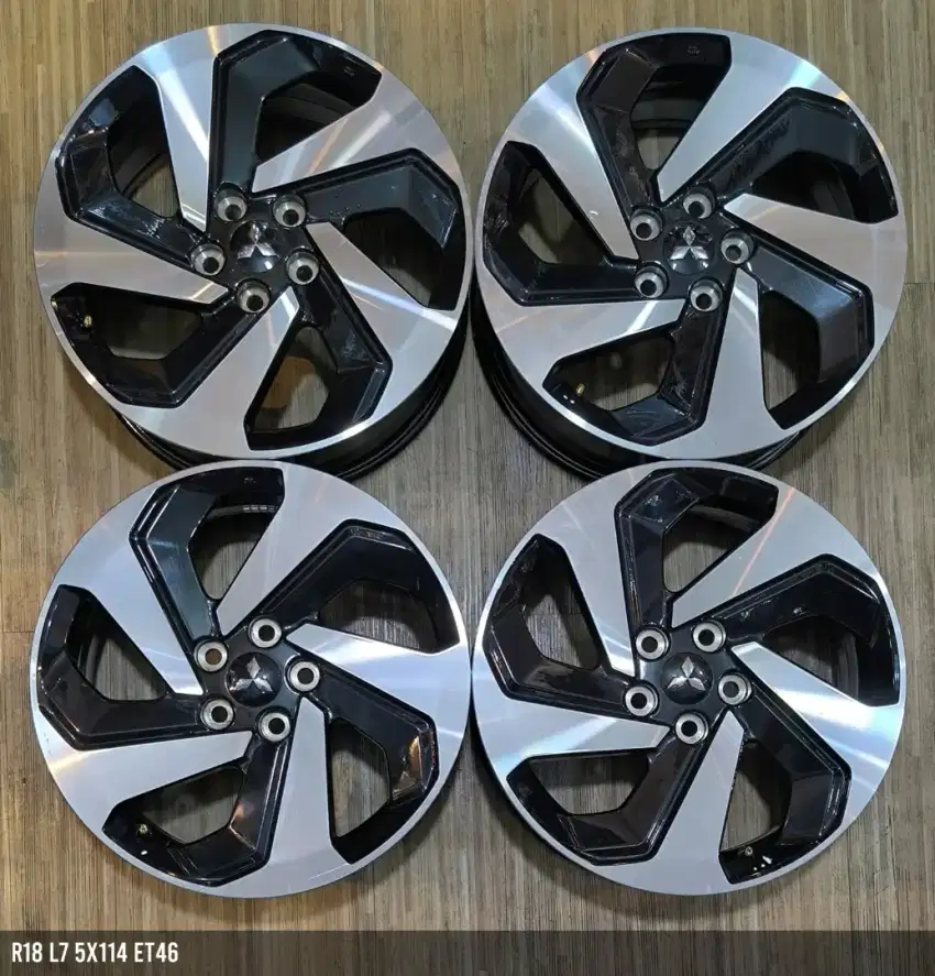 Velg oem mitsubitsi r18 5x114,3 dll